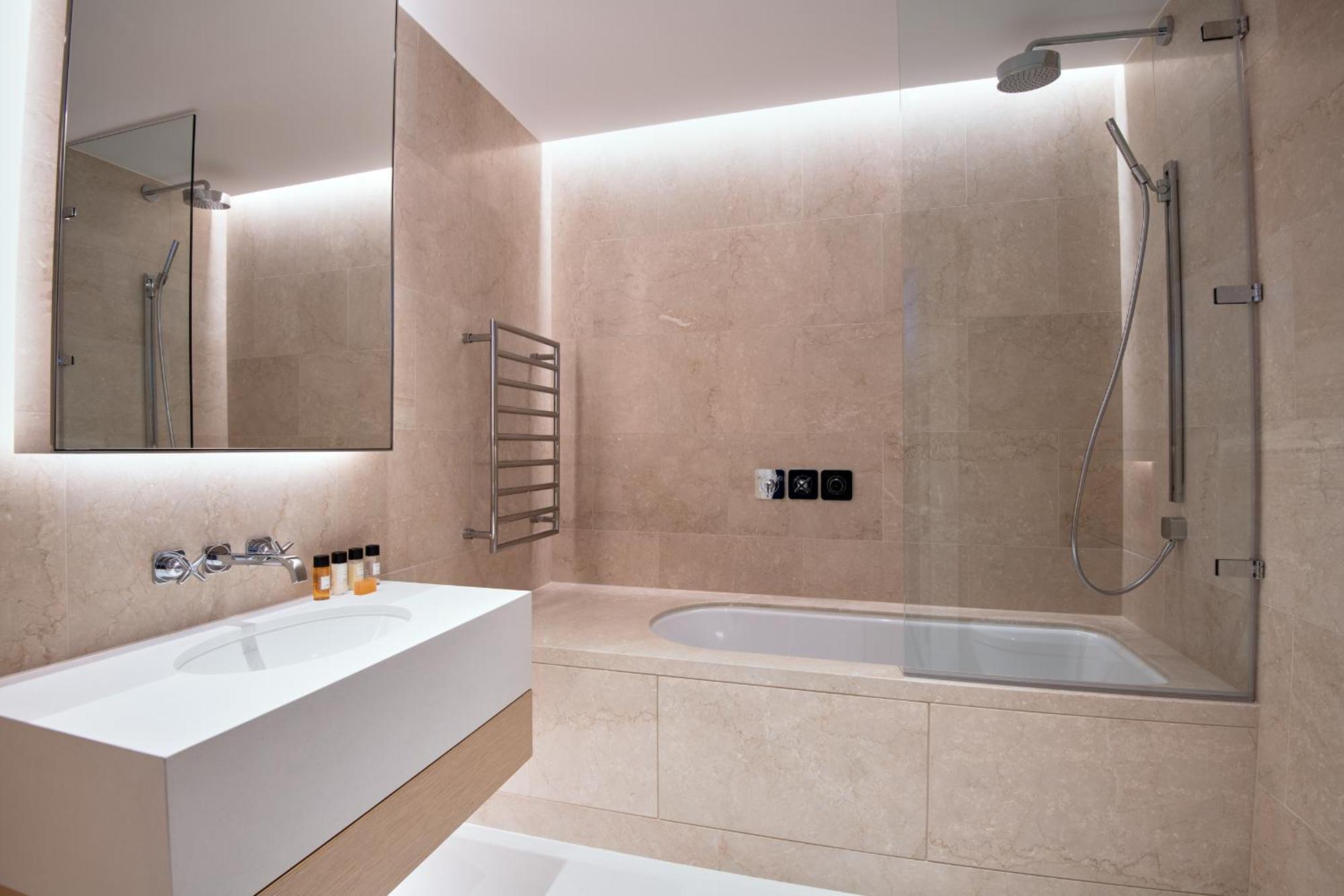 Sonder King Street Aparthotel London Bagian luar foto